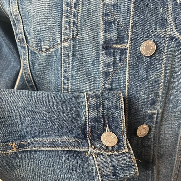 Classic Denim Blue Jean Jacket GAP Size XS EUC - Picture 3 of 8